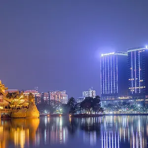 5* Отель Wyndham Grand